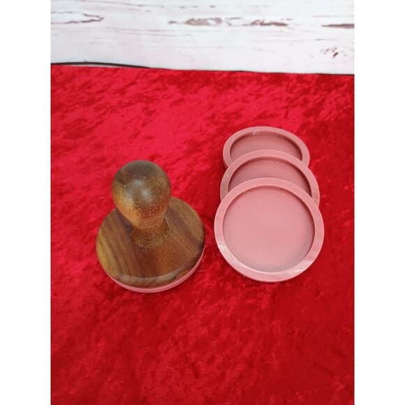 William Sonoma aSpring-Themed Silicone & Wood Cookie Stamp Set - Picture 8 of 8